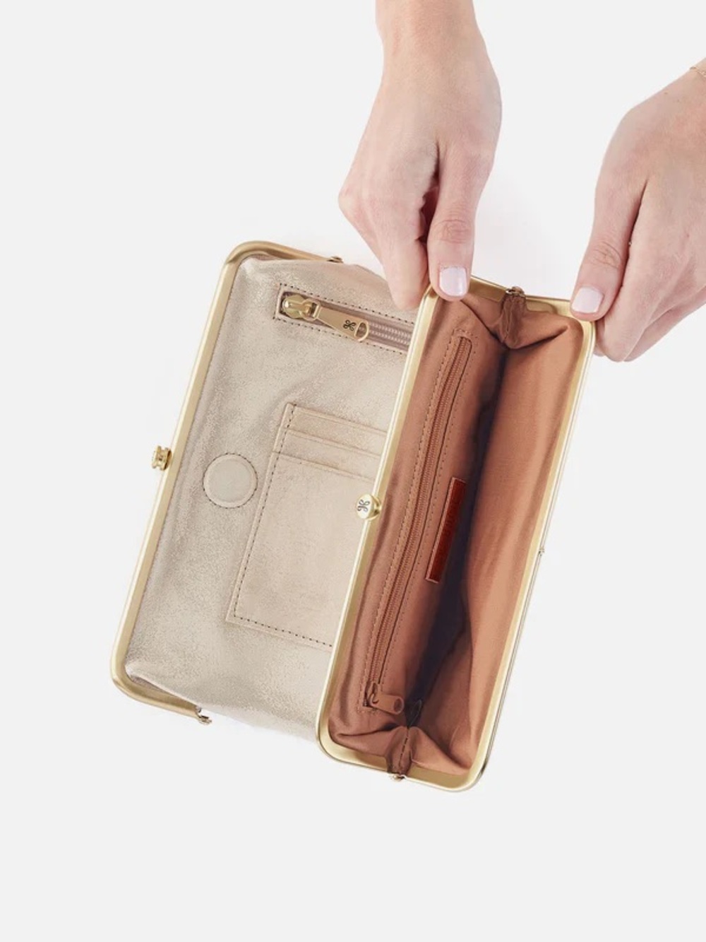 HOBO Lauren wallet in sand - Picture 3 of 6